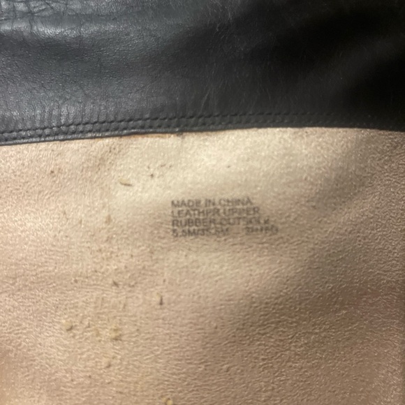 Michael Kors Fulton harness nice boots good condition Buy it before the cold - Picture 14 of 14